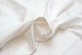 Offwhite cotton sateen (width 162 cm) 